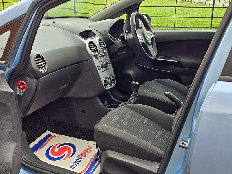 Vauxhall Corsa 1.3 CDTi ecoFLEX Design Euro 5 (s/s) 5dr (A/C)
