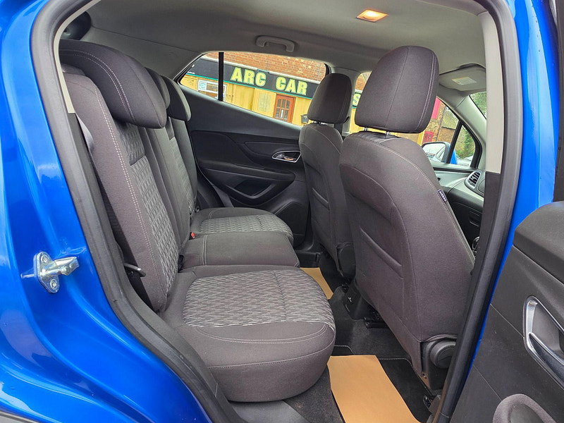 Vauxhall Mokka 1.7 CDTi Exclusiv 4WD Euro 5 (s/s) 5dr