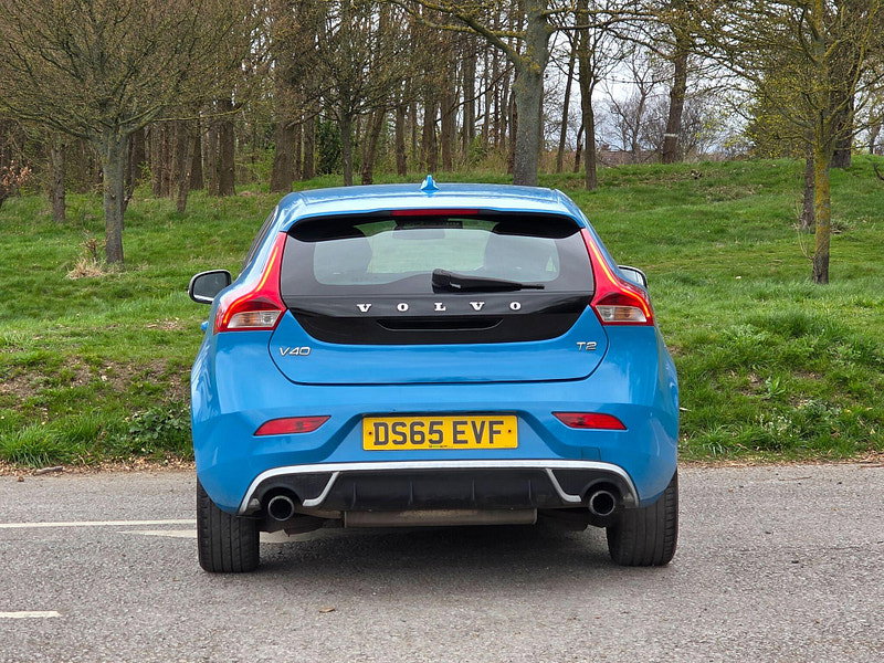 Volvo V40 2.0 T2 R-Design Euro 6 (s/s) 5dr