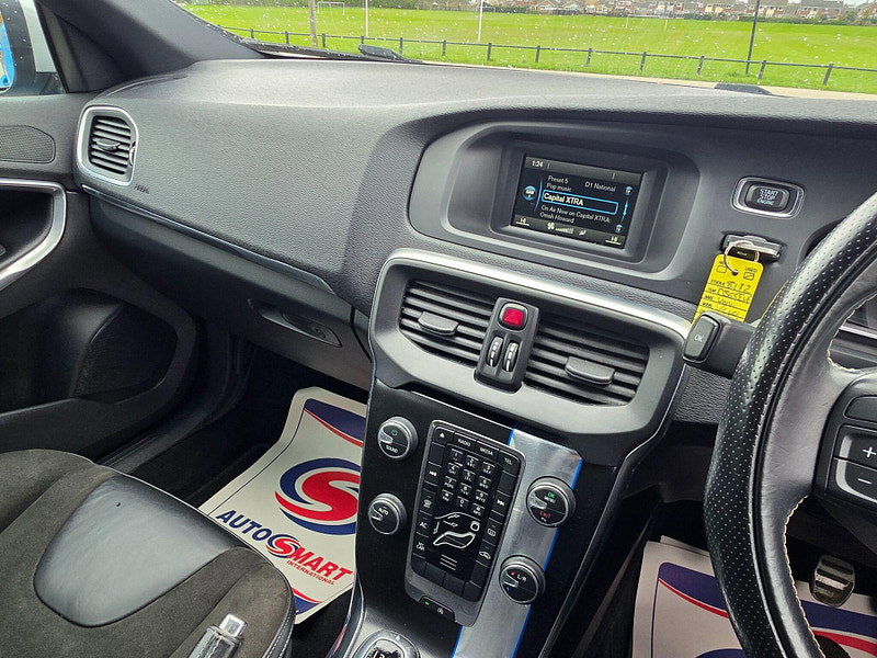 Volvo V40 2.0 T2 R-Design Euro 6 (s/s) 5dr
