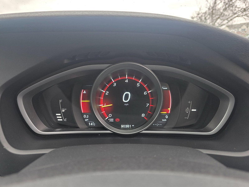 Volvo V40 2.0 T2 R-Design Euro 6 (s/s) 5dr