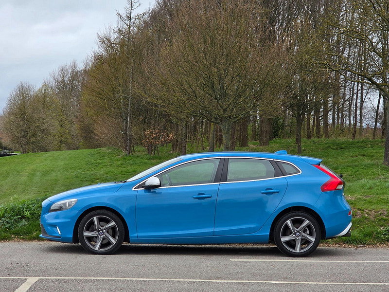 Volvo V40 2.0 T2 R-Design Euro 6 (s/s) 5dr