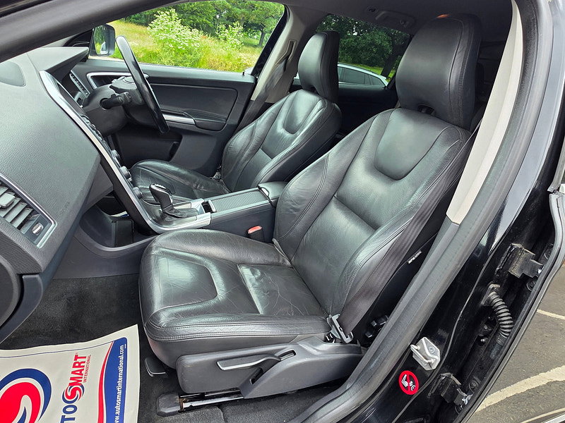 Volvo XC60 2.4 D5 SE Lux Nav Geartronic AWD Euro 5 5dr