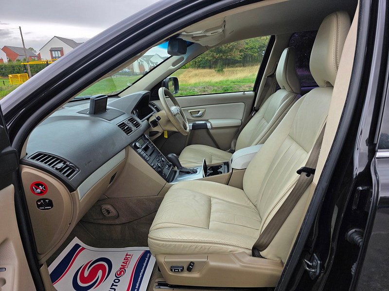Volvo XC90 XC90 SE LUX AWD DS AUTO