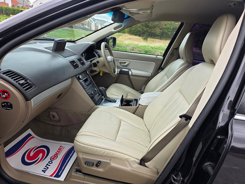 Volvo XC90 XC90 SE LUX AWD DS AUTO