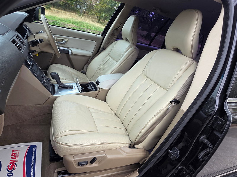 Volvo XC90 XC90 SE LUX AWD DS AUTO