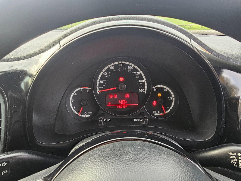 Volkswagen Beetle 1.6 TDI BlueMotion Tech Euro 5 (s/s) 3dr
