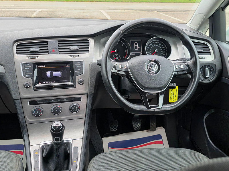 Volkswagen Golf 1.6 TDI BlueMotion Tech Match Euro 5 (s/s) 5dr