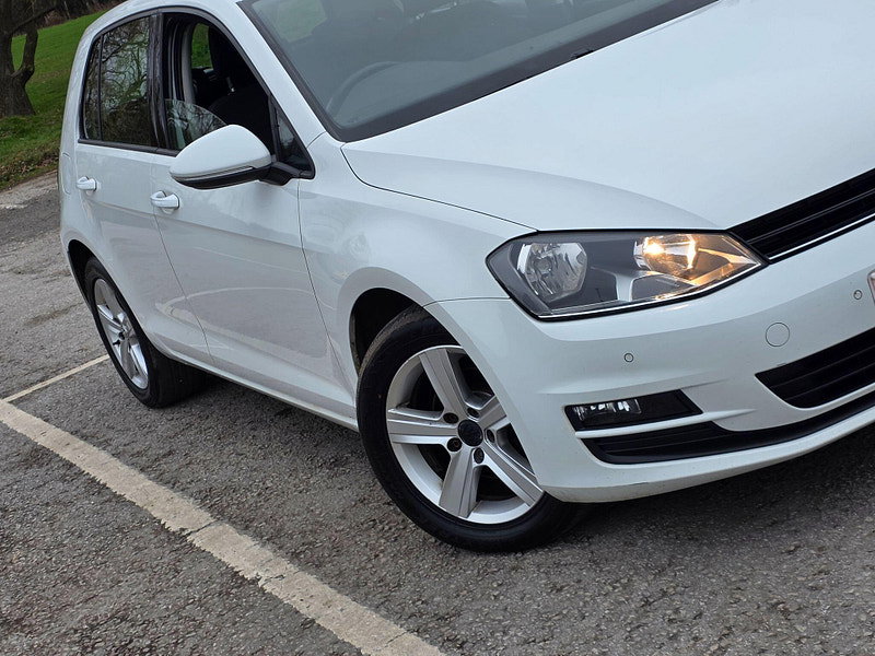 Volkswagen Golf 1.6 TDI BlueMotion Tech Match Euro 5 (s/s) 5dr