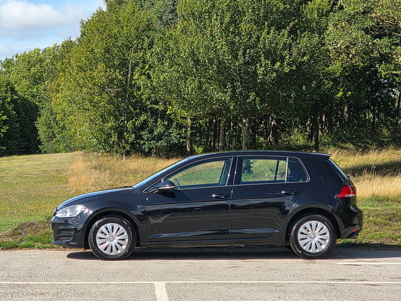 Volkswagen Golf 1.6 TDI BlueMotion Tech S Euro 5 (s/s) 5dr