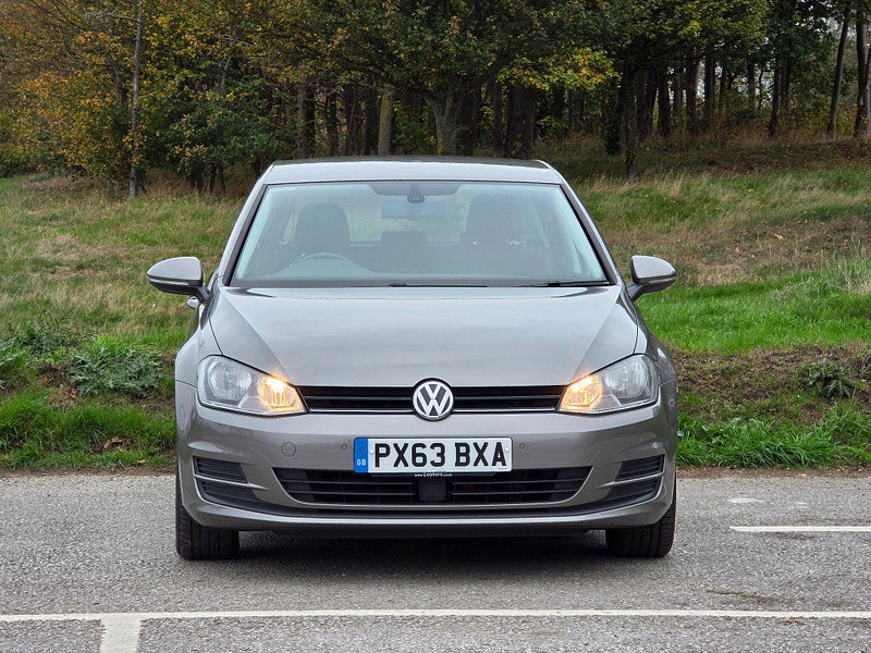 Volkswagen Golf 1.6 TDI BlueMotion Tech SE Euro 5 (s/s) 5dr