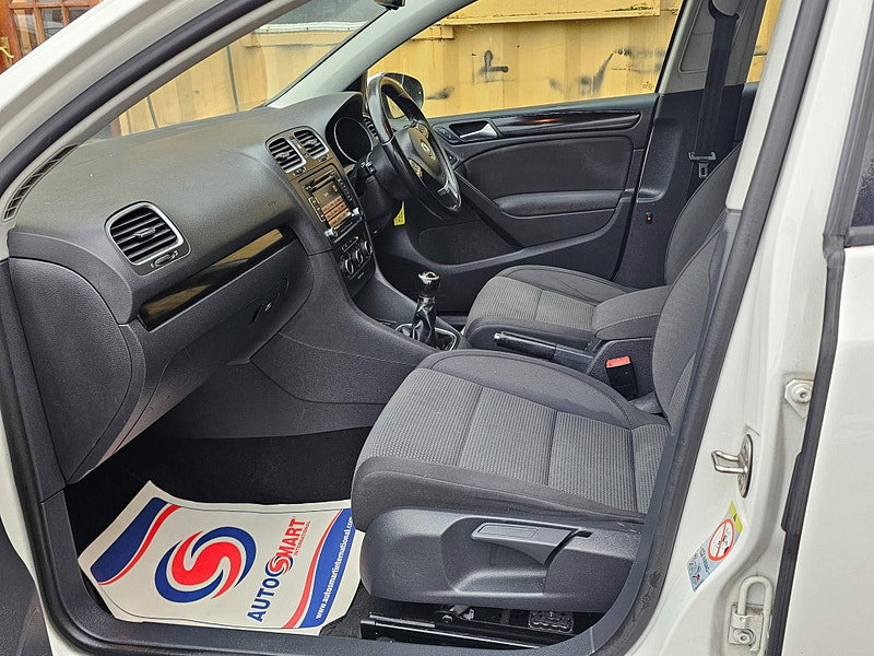 Volkswagen Golf 2.0 TDI Match Euro 5 5dr