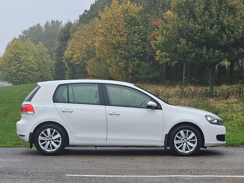 Volkswagen Golf 2.0 TDI Match Euro 5 5dr
