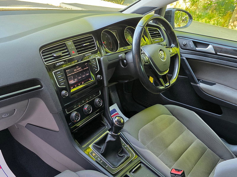 Volkswagen Golf 2.0 TDI BlueMotion Tech GT Hatchback 3dr Diesel Manual Euro 5 (s/s) (150 ps)