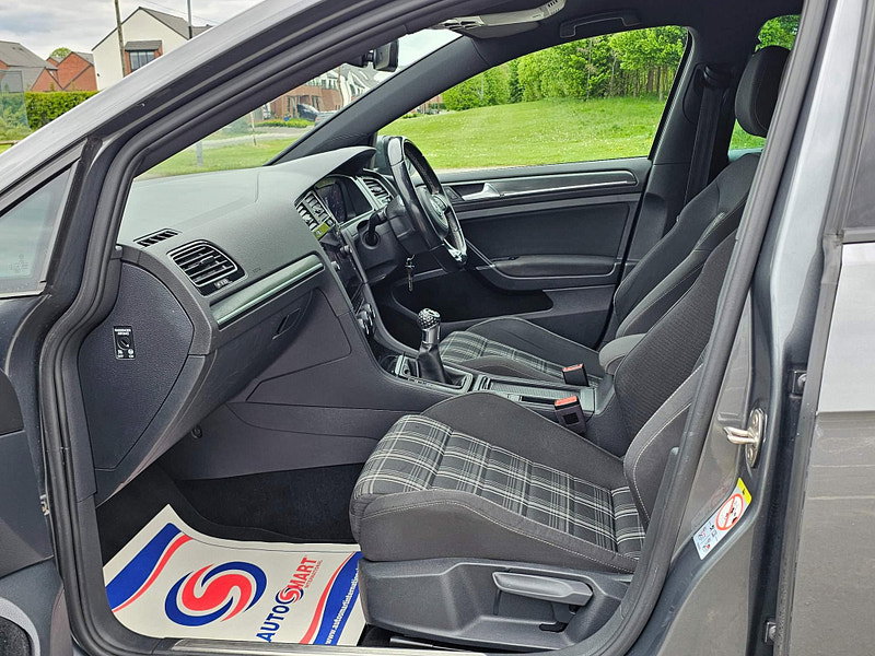 Volkswagen Golf 2.0 TDI GTD BlueLine Euro 6 (s/s) 5dr