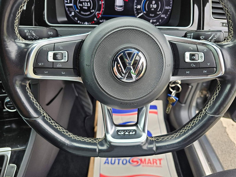 Volkswagen Golf 2.0 TDI GTD BlueLine Euro 6 (s/s) 5dr