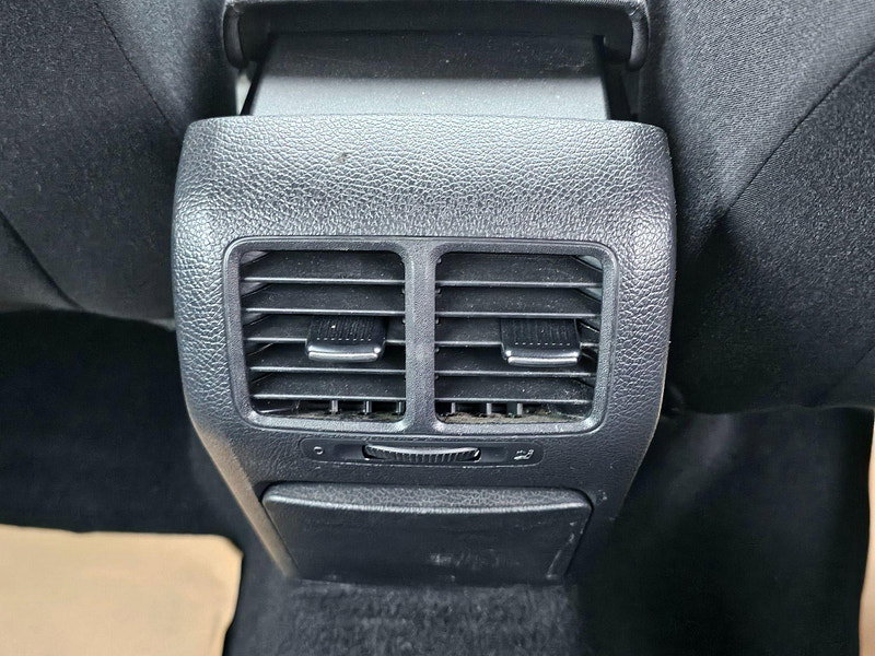 Volkswagen Golf 2.0 TDI SE Euro 5 5dr