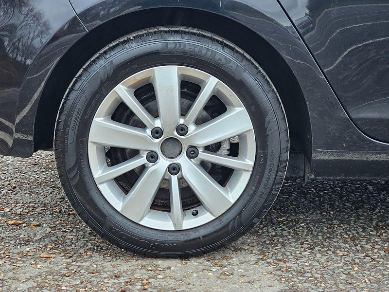 Volkswagen Golf 2.0 TDI SE Euro 5 5dr