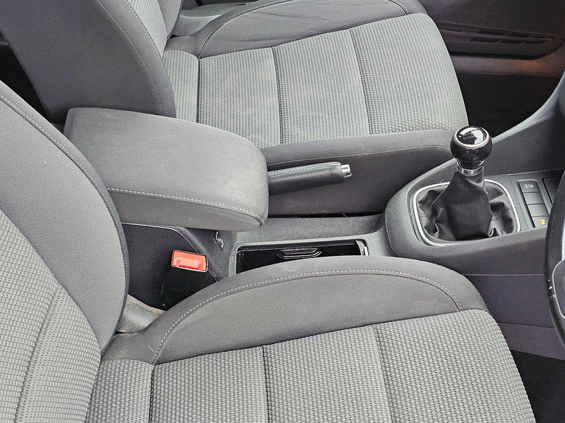 Volkswagen Golf 2.0 TDI SE Euro 5 5dr