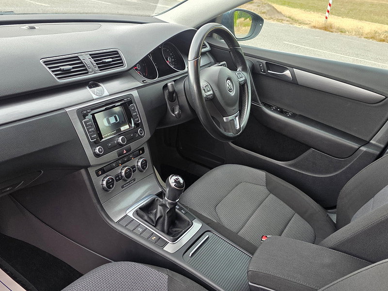 Volkswagen Passat 2.0 TDI BlueMotion Tech Highline Saloon 4dr Diesel Manual Euro 5 (s/s) (140 ps)