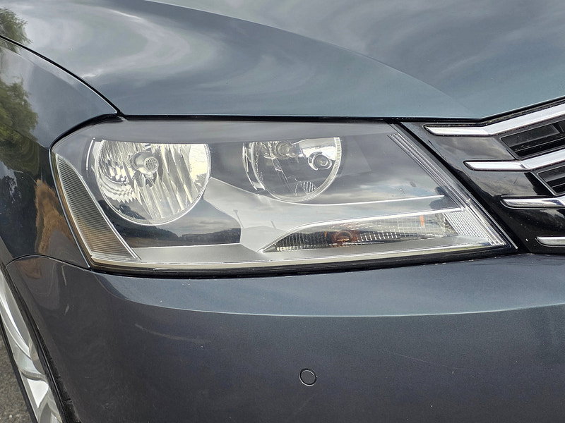 Volkswagen Passat 2.0 TDI BlueMotion Tech Highline Saloon 4dr Diesel Manual Euro 5 (s/s) (140 ps)