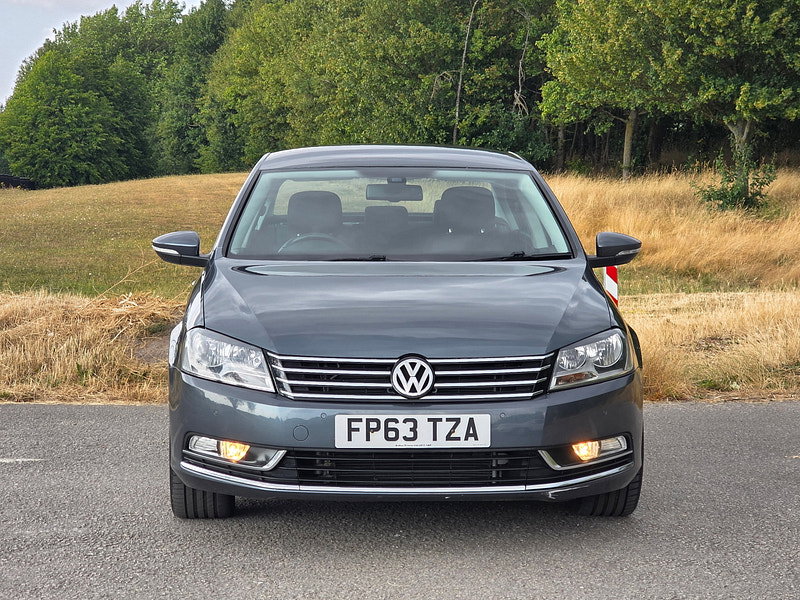 Volkswagen Passat 2.0 TDI BlueMotion Tech Highline Saloon 4dr Diesel Manual Euro 5 (s/s) (140 ps)