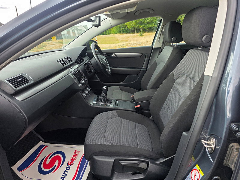 Volkswagen Passat 2.0 TDI BlueMotion Tech Highline Saloon 4dr Diesel Manual Euro 5 (s/s) (140 ps)