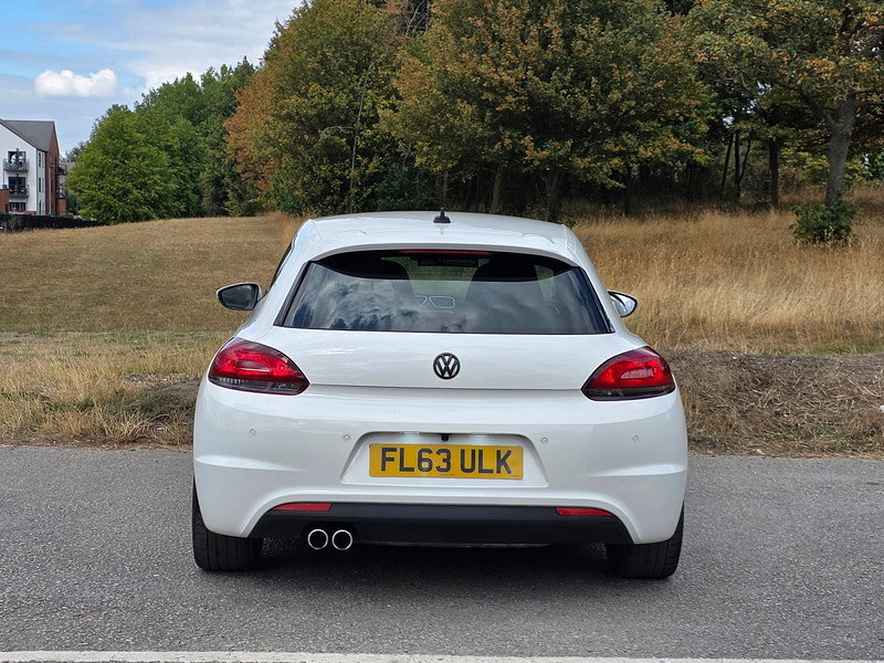 Volkswagen Scirocco 2.0 TDI R-Line Hatchback 3dr Diesel Manual Euro 5 (Leather, Nav) (177 ps)