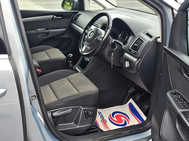 Volkswagen Sharan 2.0 TDI BlueMotion Tech SE Euro 5 (s/s) 5dr