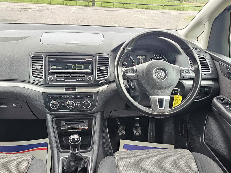 Volkswagen Sharan 2.0 TDI BlueMotion Tech SE Euro 5 (s/s) 5dr