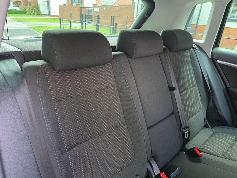 Volkswagen Tiguan 2.0 TDI BlueMotion Tech SE 4WD Euro 5 (s/s) 5dr