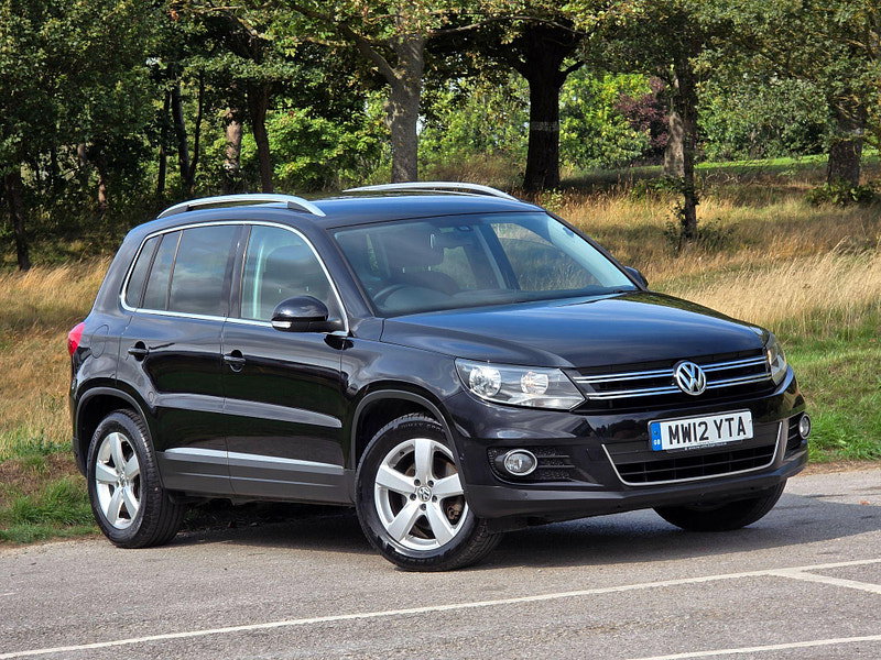 Volkswagen Tiguan 2.0 TDI BlueMotion Tech SE 4WD Euro 5 (s/s) 5dr
