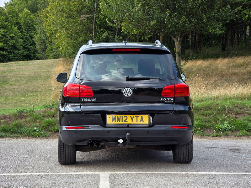 Volkswagen Tiguan 2.0 TDI BlueMotion Tech SE 4WD Euro 5 (s/s) 5dr