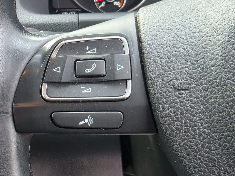 Volkswagen Touran 1.6 TDI SE Euro 5 5dr