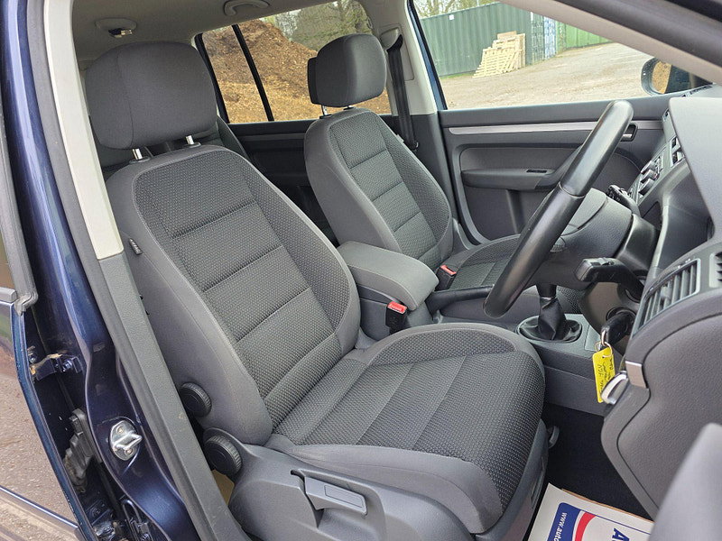 Volkswagen Touran 1.6 TDI SE Euro 5 5dr