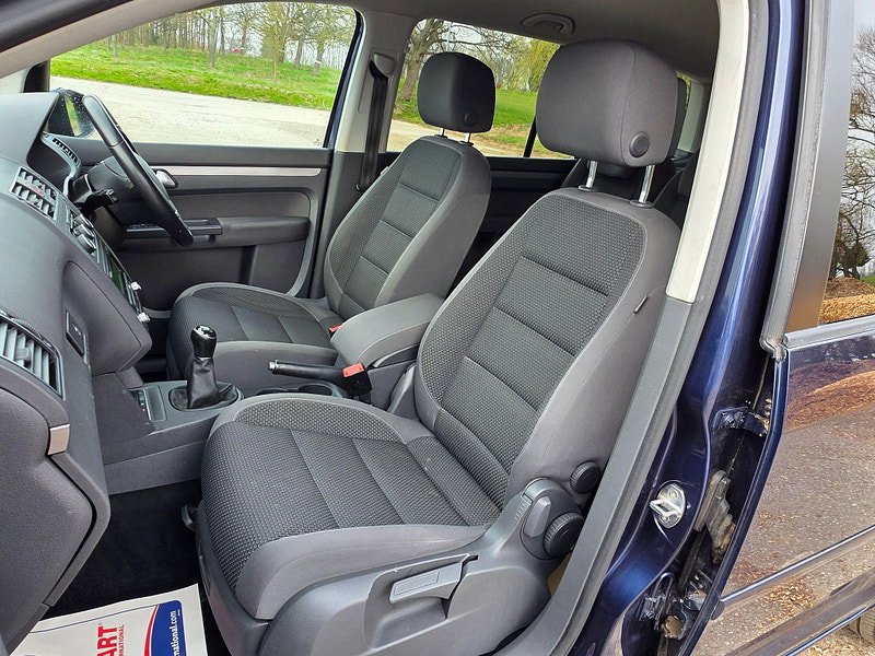 Volkswagen Touran 1.6 TDI SE Euro 5 5dr