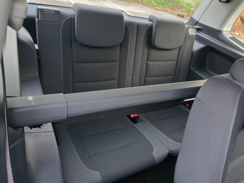 Volkswagen Touran 2.0 TDI BlueMotion Tech SE DSG Euro 5 (s/s) 5dr