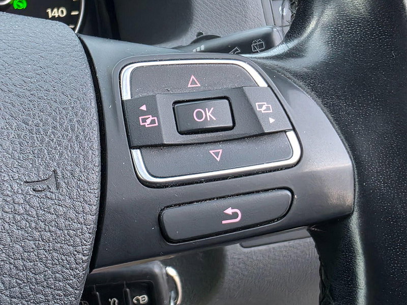 Volkswagen Touran 2.0 TDI BlueMotion Tech SE DSG Euro 5 (s/s) 5dr