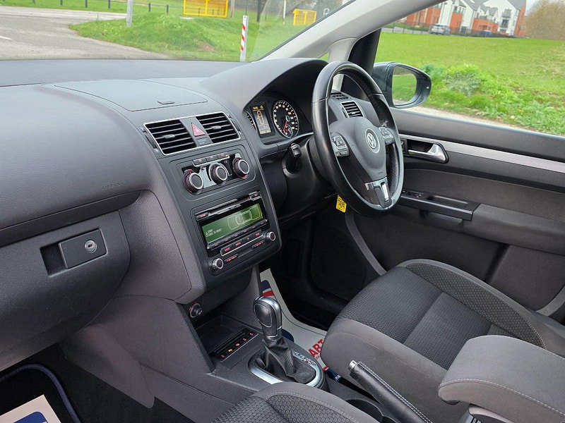 Volkswagen Touran 2.0 TDI BlueMotion Tech SE DSG Euro 5 (s/s) 5dr