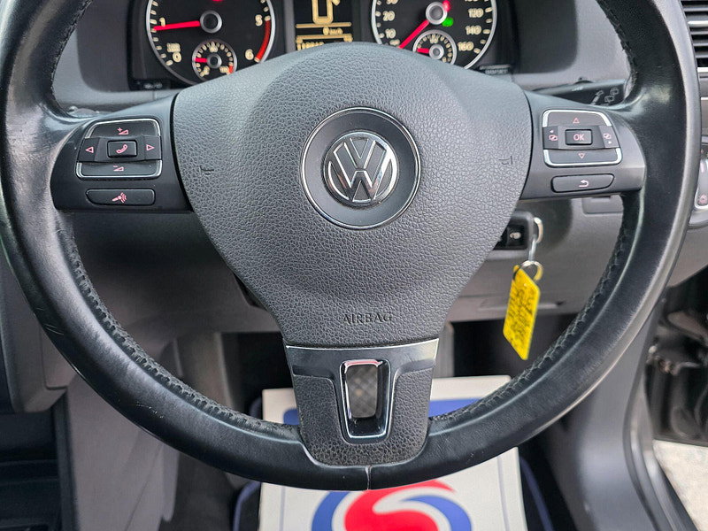 Volkswagen Touran 2.0 TDI BlueMotion Tech SE DSG Euro 5 (s/s) 5dr