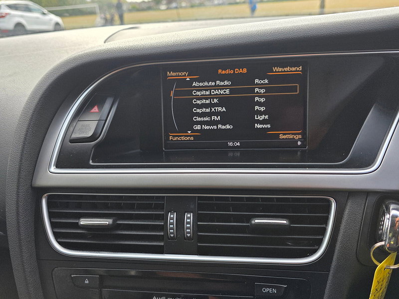 Audi A4 2.0 TDI ultra SE Technik Saloon 4dr Diesel Manual Euro 6 (s/s) (163 ps)