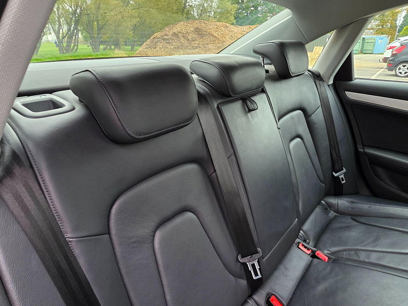 Audi A4 2.0 TDI SE Technik Euro 5 (s/s) 4dr