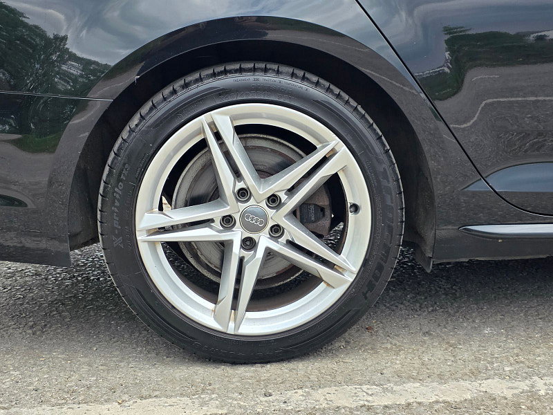 Audi A4 Avant 2.0 TDI ultra S line Euro 6 (s/s) 5dr
