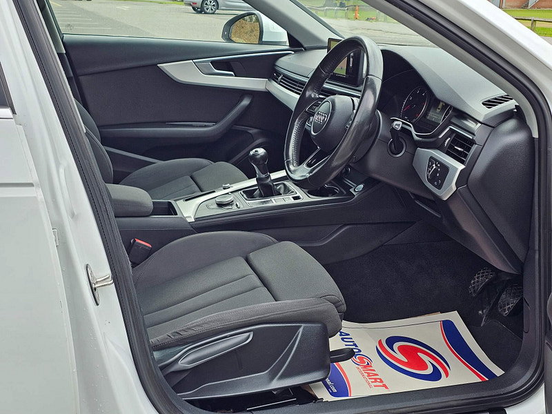 Audi A4 Avant 2.0 TDI ultra Sport Euro 6 (s/s) 5dr
