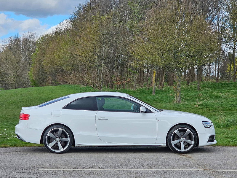 Audi A5 2.0 TDI Black Edition Euro 5 (s/s) 2dr