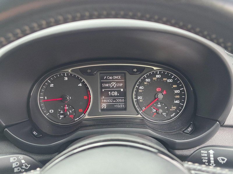 Audi A1 2.0 TDI Black Edition Euro 5 (s/s) 3dr