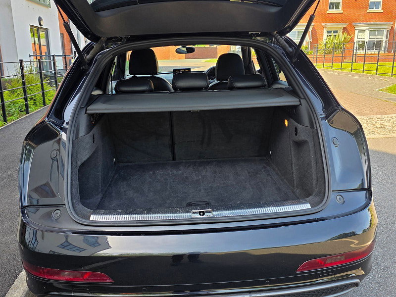 Audi Q3 2.0 TDI S line SUV 5dr Diesel Manual Euro 5 (s/s) (140 ps)