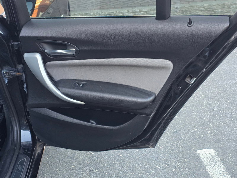 BMW 1 Series 1.6 118i Urban Hatchback 5dr Petrol Auto Euro 5 (s/s) (170 ps)