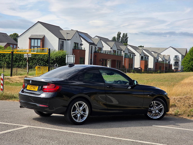 BMW 2 Series 2.0 220d SE Coupe 2dr Diesel Manual Euro 6 (s/s) (184 ps)