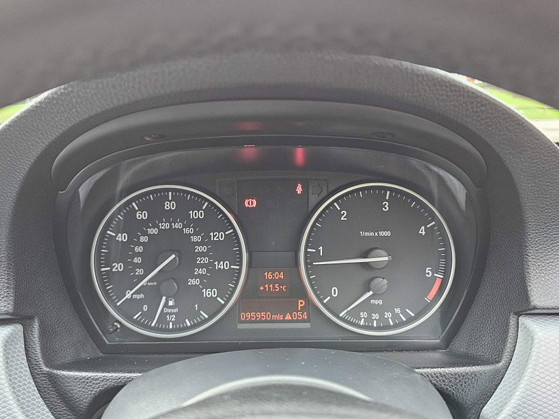 BMW 3 Series 2.0 318d M Sport Steptronic Euro 5 4dr